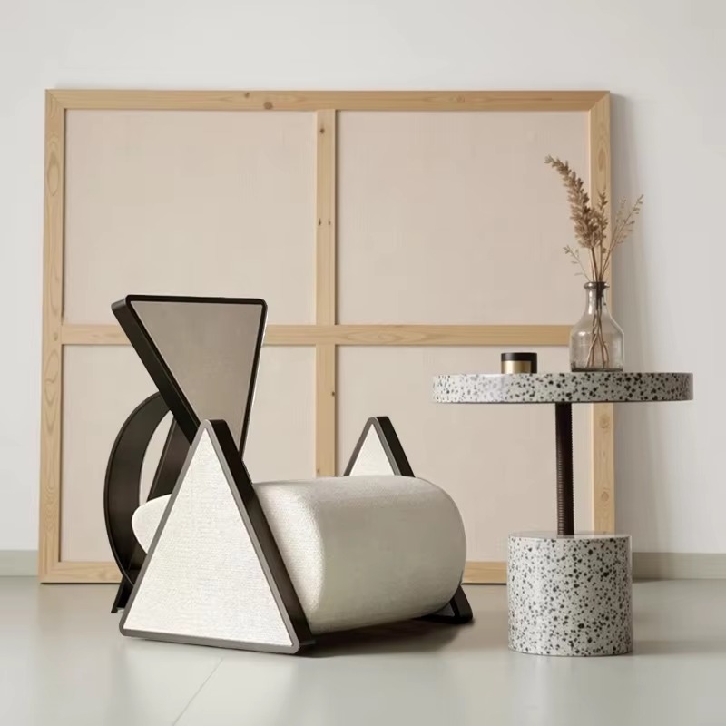 Modern metal triangular lounge - огляд і ціна Used Furniture Hardware
